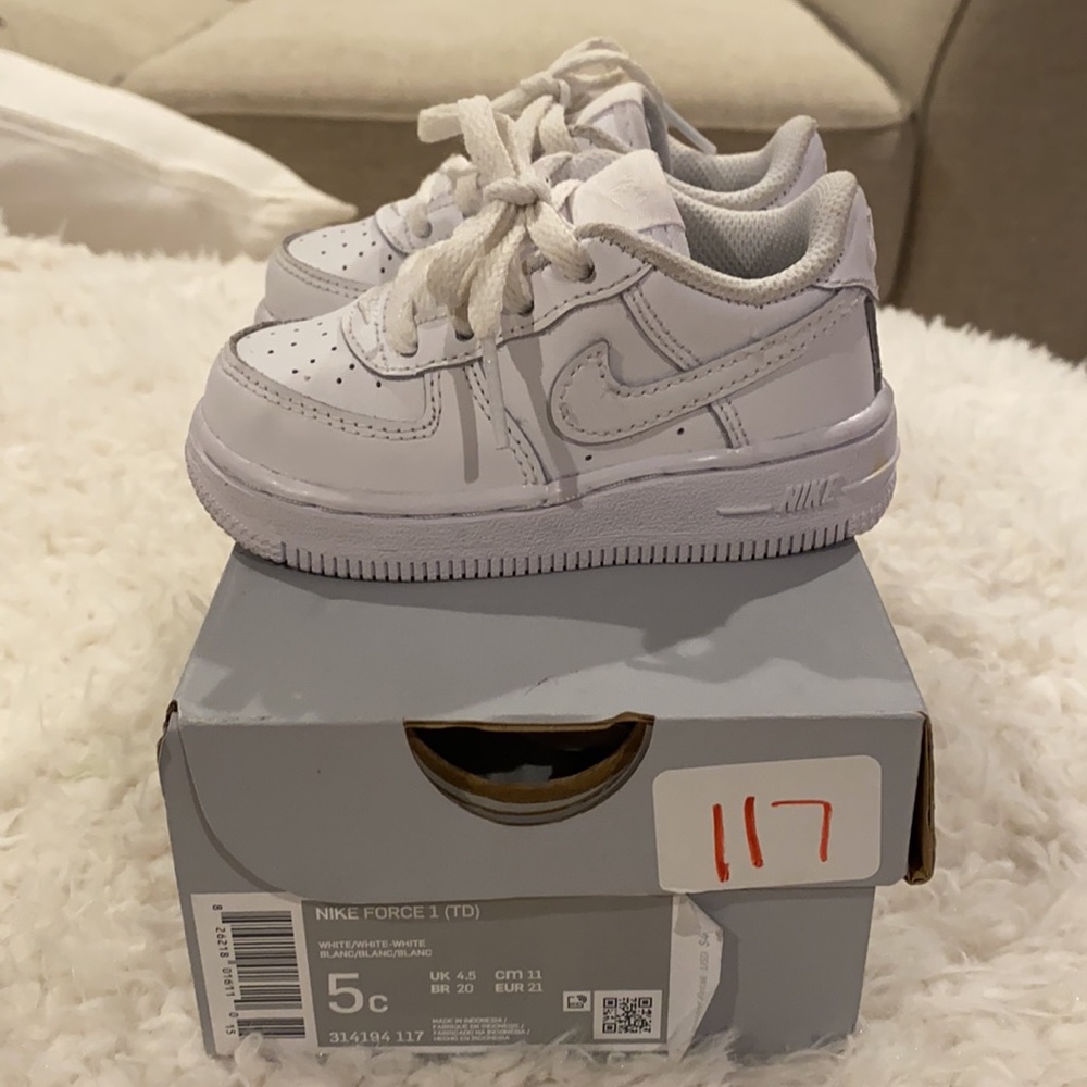 Nike Air Force 1